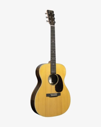 Martin 000-13E Eric Clapton set skråt forfra